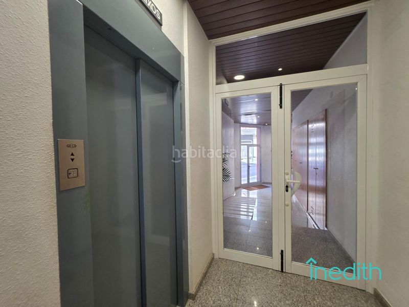 Foto c02a0964-a88d-4541-a75e-067f9bc36f8b. Pis amb calefacció aparcament a Torrent Ballester Viladecans