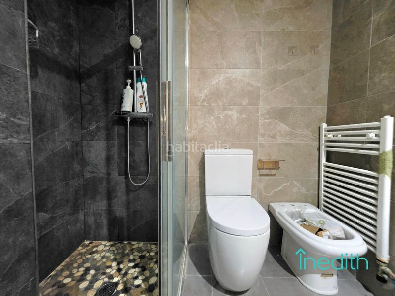 Foto e54df4b8-3e03-460f-b423-fa0938468e45. Pis amb calefacció aparcament a Torrent Ballester Viladecans