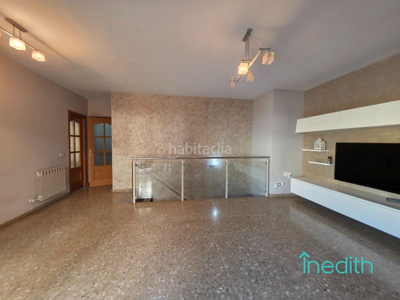 Foto f83ed295-7877-4b51-8818-7ad004702314. Pis amb calefacció aparcament a Torrent Ballester Viladecans