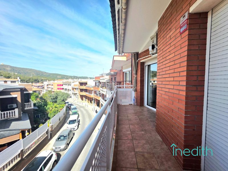 Foto f4f27a27-f0f8-4742-bad6-f370be441d06. Pis amb calefacció aparcament a La Roureda Viladecans