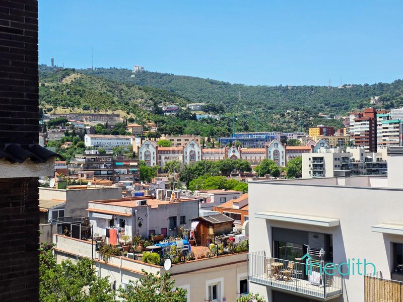 Foto 1759e7b7-1b3d-4a96-a9ba-c91773076754. Casa amb calefacció aparcament a La Teixonera Barcelona