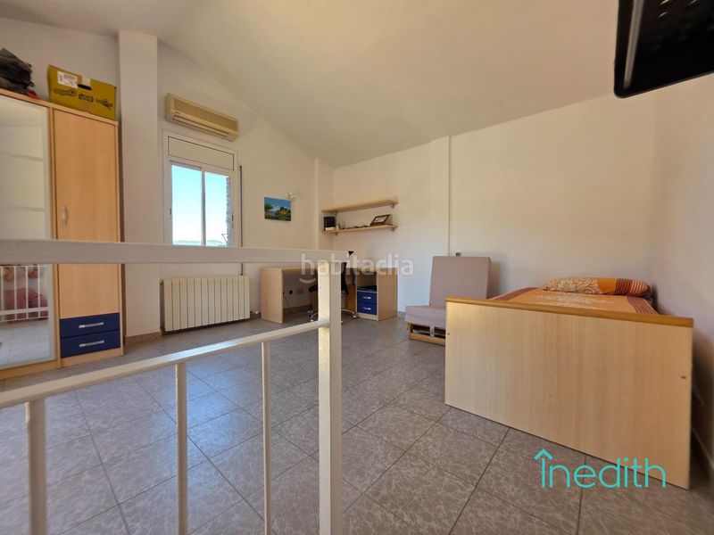 Foto 471f79c0-b425-4fd0-9377-5fc6196d5823. Casa amb calefacció aparcament a La Teixonera Barcelona