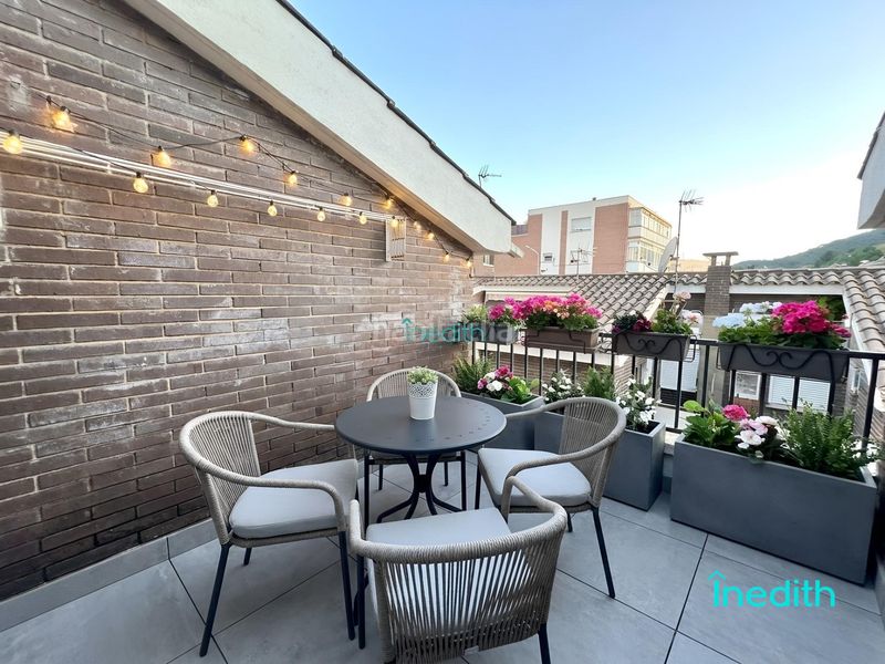 Foto 4a983499-e557-4877-b78f-4e23012b41ea. Casa amb calefacció aparcament a La Teixonera Barcelona