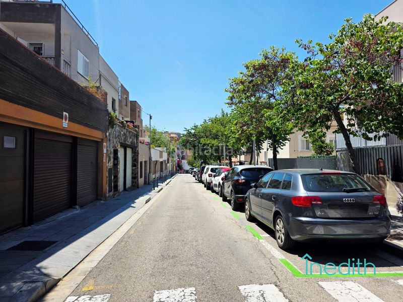 Foto 9421f1ad-d9a3-46cb-a2c3-723a1b667f7c. Casa amb calefacció aparcament a La Teixonera Barcelona