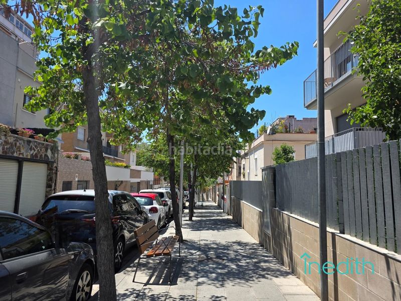 Foto c828665d-cf9b-4b45-bfa9-c0179b98643f. Casa amb calefacció aparcament a La Teixonera Barcelona