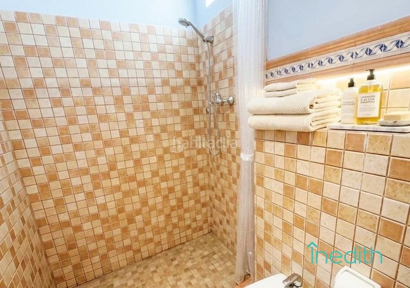 Foto 1b941bd3-8e1f-4a26-b7ba-ba67331ad764. Casa amb calefacció a Montmar Castelldefels