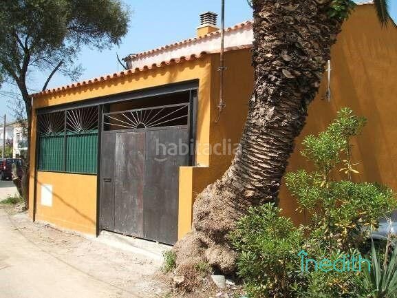 Foto 85911f72-f308-4ec3-b384-e5113bd7bb3d. Casa amb calefacció a Montmar Castelldefels