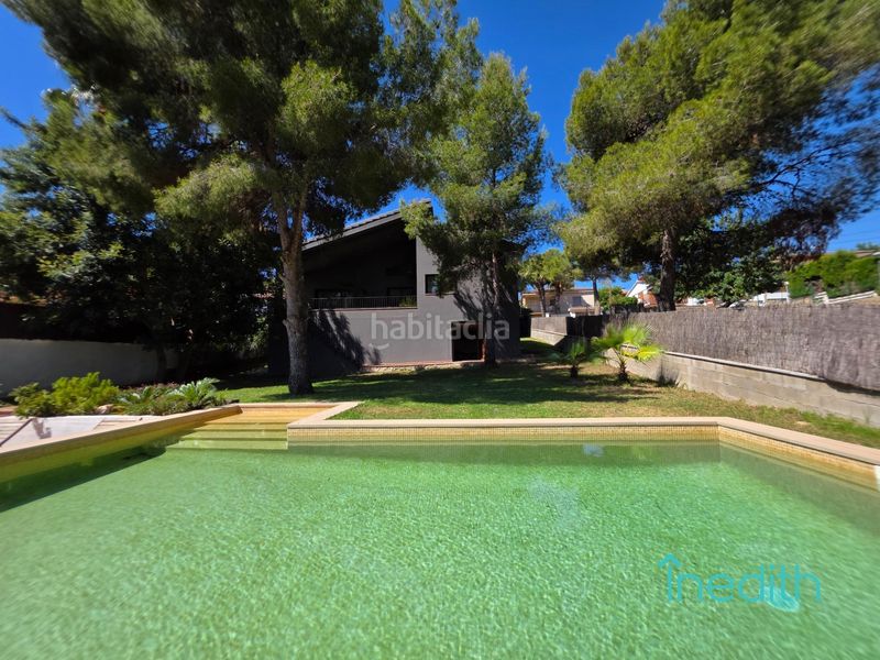 Foto e43b958e-e138-4552-9cb8-4aa40ca9d9d7. Xalet amb calefacció aparcament piscina a Cunit residencial Cunit