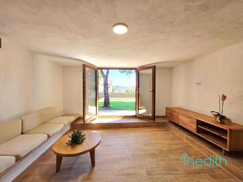 Foto f177b77b-9d68-4fc0-afee-9a9973be4fcb. Xalet amb calefacció aparcament piscina a Cunit residencial Cunit