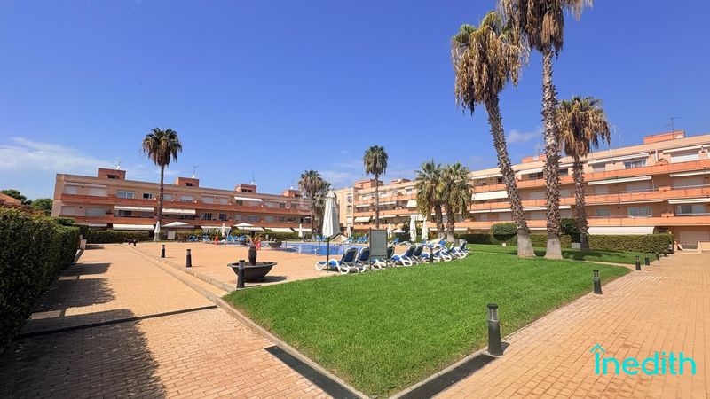 Foto 2971aba8-8a21-4972-b747-36197dd68b56. Pis amb aparcament piscina a Les Salines-Pla de Sant Pere Cubelles