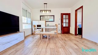 Appartamento  Carrer girona de. A 50 metros de la playa, piso impecable con terraza, vistas , pa