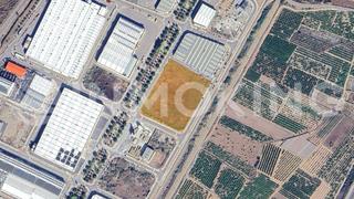 Solar industrial a Avenida proyecto 10 18. Suelo industrial facahada a tres calles en venta