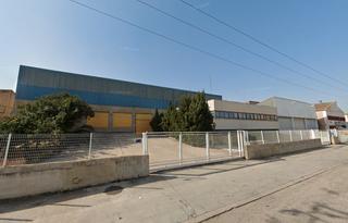 Nau industrial  Carrer les moreres. El departamento de industrial & logística de inmoking presenta l