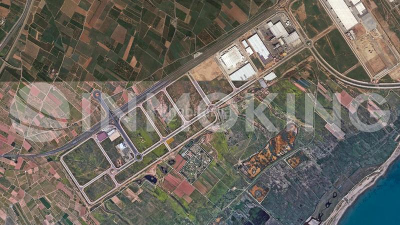 Foto e0c758ec-4efc-4519-948d-72b67bd58504. Terrain industriel dans av sequia de l'arrif 15 dans Sagunt