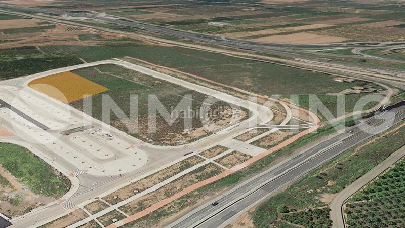 Foto 3fe3e721-3b08-423e-b32b-3c7eff1849df. Solar industrial a arrabal cami de la mar 2 a Avenida de Abril-9 de Octubre Sagunt