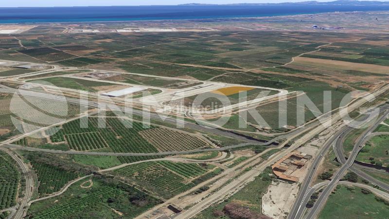 Foto 496eef0d-6d34-4127-add4-f4bf8b665af6. Solar industrial a arrabal cami de la mar 2 a Avenida de Abril-9 de Octubre Sagunt