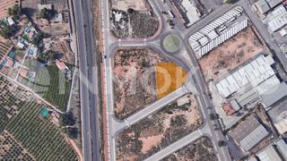 Industrial plot in Cl ue e-2  2. Solar industrial a dos calles en venta  massamagrell