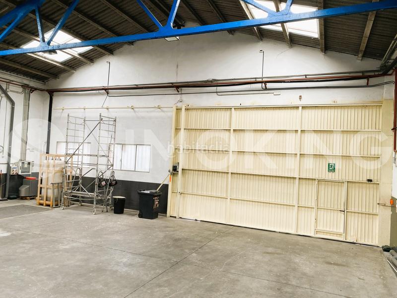 Foto 91101b6e-3c4d-4f4d-b913-8dca37615cc7. Capannone industriale in El Barral Ferial Coslada