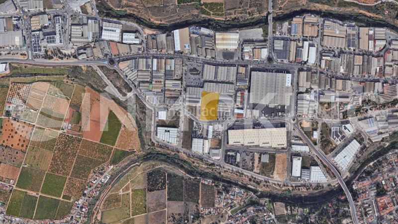 Foto 396d9437-22ea-4c4b-9063-bc32245ad795. Area edificabile industriale in calle perello s/n in Torrent