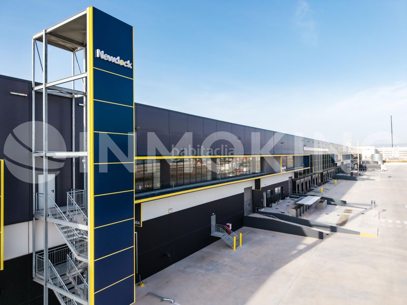 Foto ef882983-850a-4c31-a017-f156a0039437. Location bâtiment à usage industriel dans polígono industrial masía del conde de Loriguilla s/n dans Loriguilla