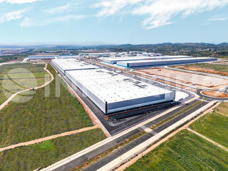 Foto f47c7760-51cd-4306-bddc-7c8f6427e8de. Location bâtiment à usage industriel dans polígono industrial masía del conde de Loriguilla s/n dans Loriguilla
