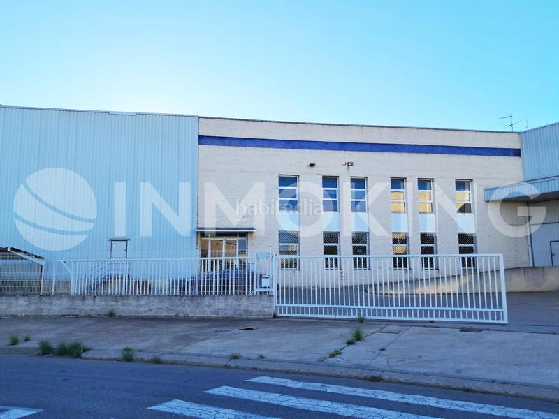 Foto 75dbb602-406f-43c3-99cd-1237c25b5a9a. Rent industrial building with heating in Alberic