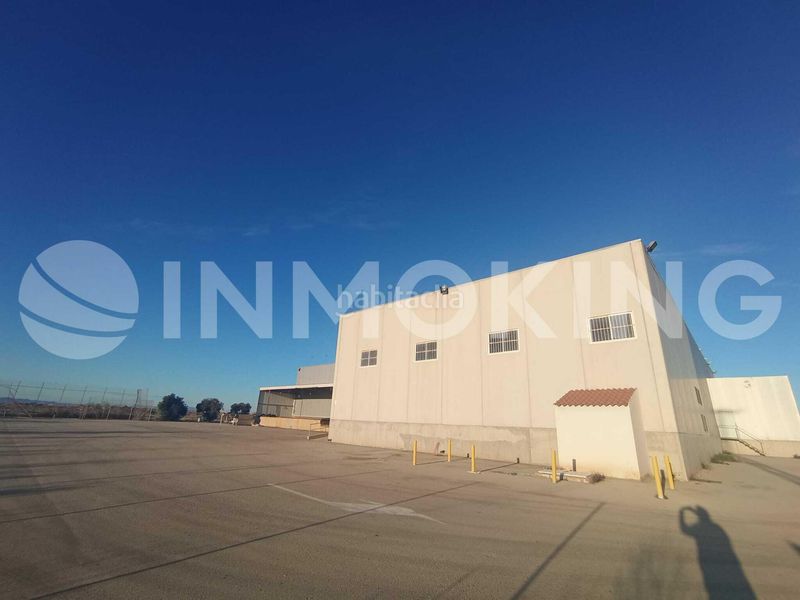 Foto c902cf4c-87ce-420c-81d9-a5c70da46b84. Affitto capannone industriale in carretera valldolises 29 in Murcia