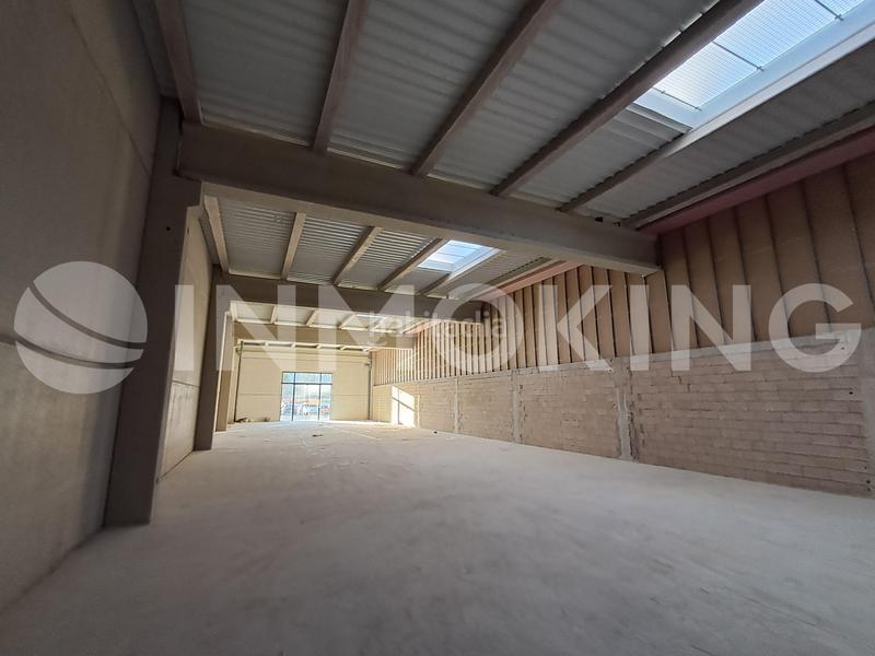 Foto 3c1a42dd-1ea7-4a96-a979-66fcd96ea252. Location local commercial dans avda. de la valldigna 80 dans Tavernes de la Valldigna