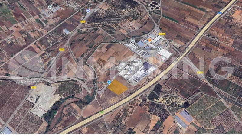 Foto 53363d8b-7d4f-4758-850e-c95edf1e7884. Solar industrial a cl berlin-valldepins a Partidas de Interior - Zona Rústica Vinaròs