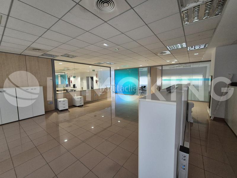 Foto b5a8d2f6-f18b-4b96-8d83-40b204fc381a. Affitto edificio in n/a 21 in Parc Tecnològic Paterna