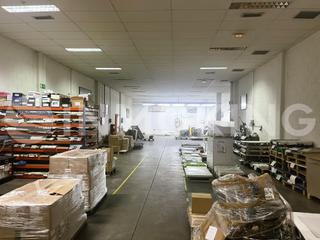 Btiment  usage industriel en Pradern. Nave en venta san sebastian de los reyes