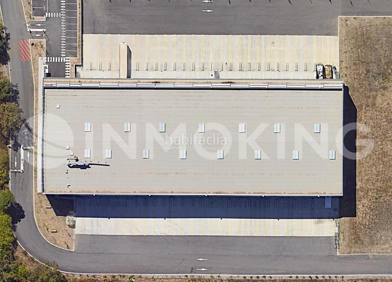 Foto 4a65a31e-f7fc-4dc6-b4b5-b9716c4ac1a7. Affitto capannone industriale in Coslada pueblo Coslada