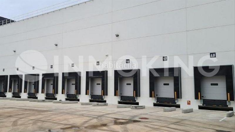 Foto e33cf2b6-5681-4079-a78b-e8343bbcc12c. Location bâtiment à usage industriel dans Coslada pueblo Coslada