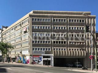 Miete Gebäude in Tres Olivos-Valverde. Edificio de oficinas fuencarralel pardo