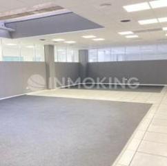 Miete Gebäude in Virgen del Cortijo-Manoteras. Edificio exclusivo de oficinas manoteras