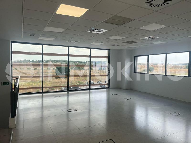 Foto 4e5d47f0-5476-4945-80c3-da0b093b4978. Alquiler nave industrial módulo logístico en alquiler en San Fernando de Henares