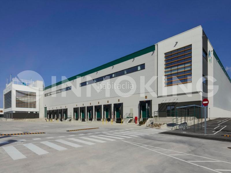 Foto a188ae1d-fe47-4d9a-aaaa-95b365730b91. Lloguer nau industrial amb calefacció a Montserrat-Parque Empresarial San Fernando de Henares