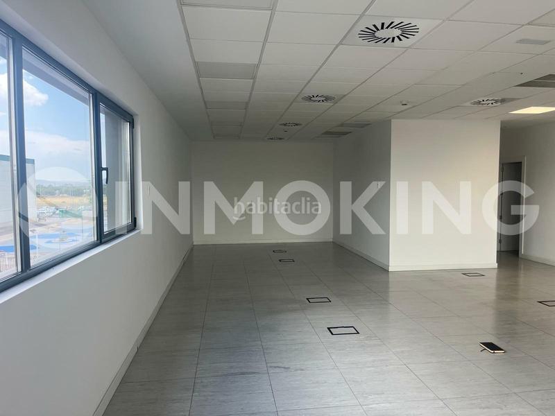 Foto d72a019b-2206-469b-8ca3-ed8a43bcac08. Lloguer nau industrial amb calefacció a Montserrat-Parque Empresarial San Fernando de Henares