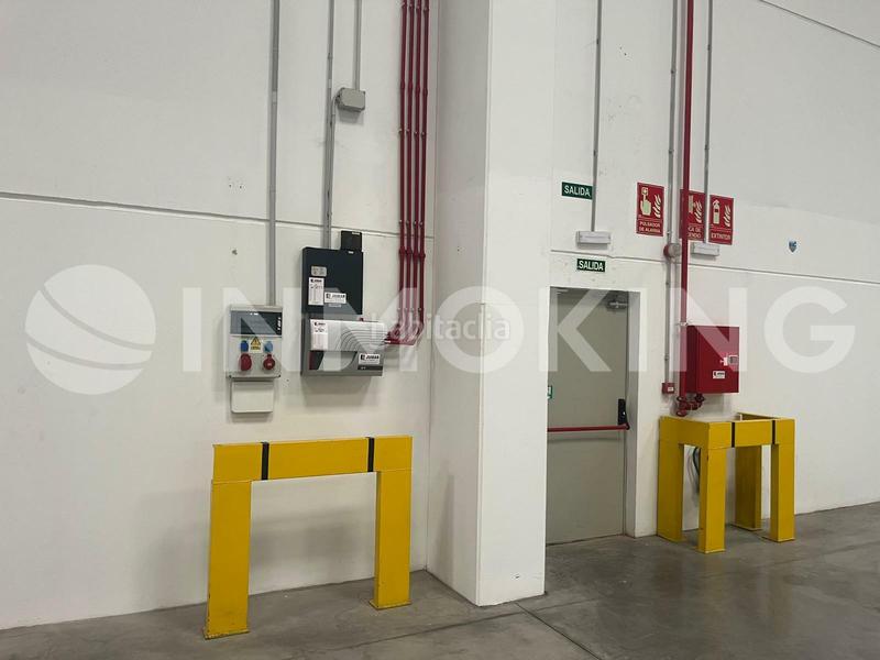 Foto 45f8155a-9fcd-43ce-95b6-3661c7a7e8af. Location bâtiment à usage industriel avec chauffage dans San Fernando de Henares
