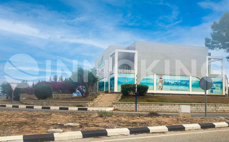 Foto 8197371a-93de-48d5-bfea-b8a4559d71c8. Rent business premise in av. miguel de cervantes 2 in Orihuela