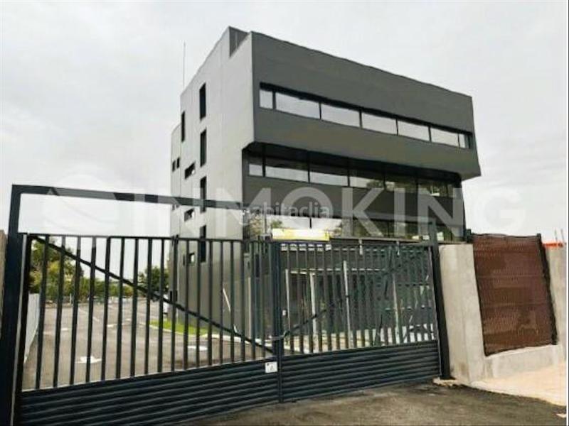 Foto 2d48421a-a5c7-400d-a4cd-c759c63bb013. Location édifice dans avenida del jarama 17 dans Estación Coslada