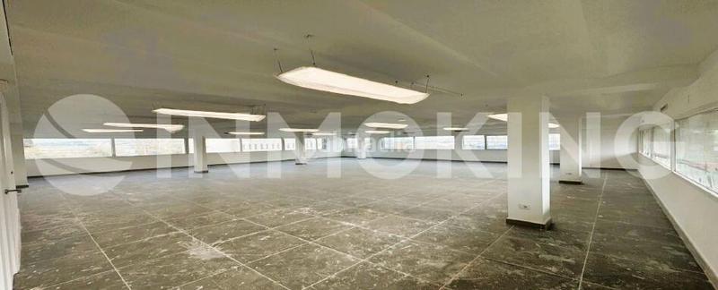 Foto 5e7fb7b6-d0ed-459d-a098-e722f1ca4d52. Location édifice dans avenida del jarama 17 dans Estación Coslada