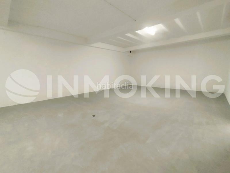 Foto ba1e6a55-d9f8-4b75-9eec-893d1ea8d968. Rent building in avenida del jarama 17 in Estación Coslada