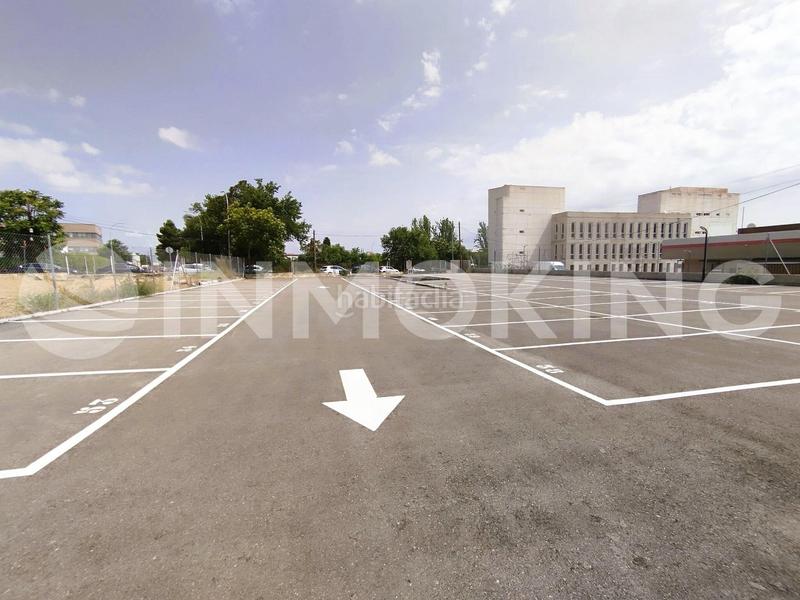 Foto fc750fba-ea06-46e2-a28e-ff4d70ac01ae. Rent building in avenida del jarama 17 in Estación Coslada