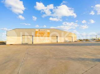 Lloguer Nau industrial a Torija. Nave con campa en torija