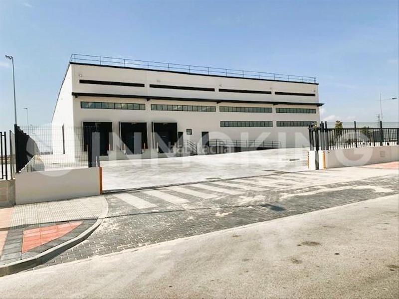 Foto 945bd685-8845-4163-92a9-367fb45d25fd. Affitto capannone industriale in Zona Industrial Pinto