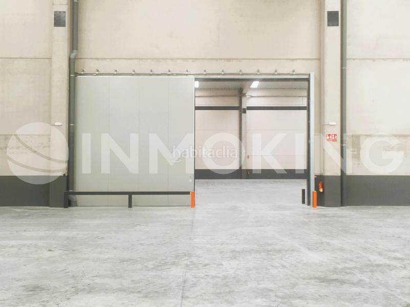 Foto 18b68977-1561-4acc-97cb-94fef5b8645d. Lloguer nau industrial a Zona Industrial Pinto