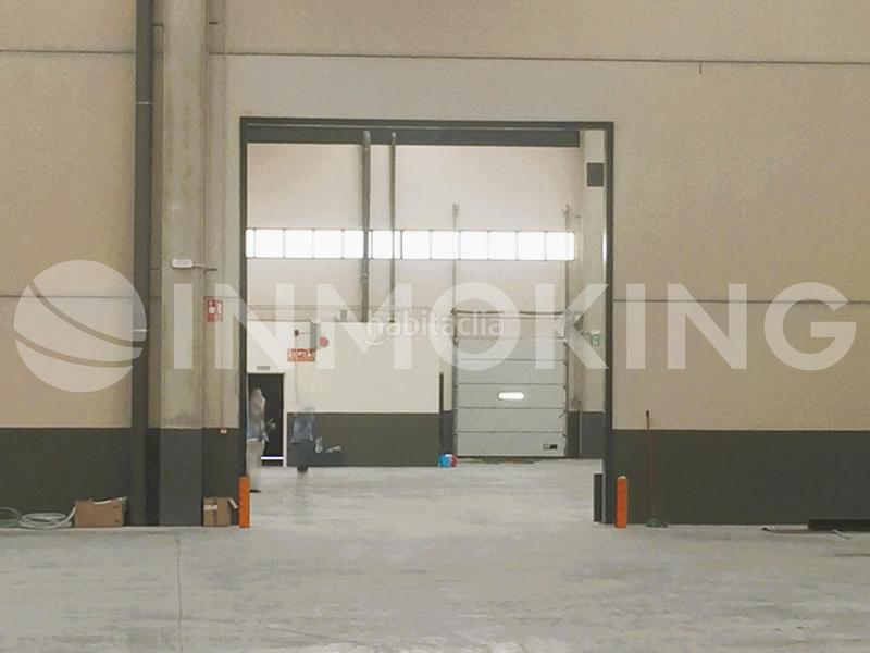 Foto 8b997e52-0f68-4a19-9cec-6a88d4816887. Lloguer nau industrial a Zona Industrial Pinto