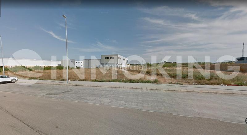 Foto 646041b5-5caa-40c5-ad37-7aacda8a2b53. Industrial plot in calle 11 in Picassent