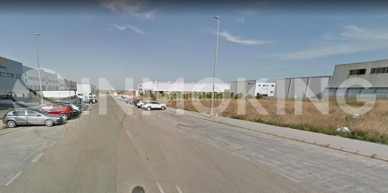 Foto 759a1b61-a2c2-4397-875c-447e13878162. Industrial plot in calle 11 in Picassent